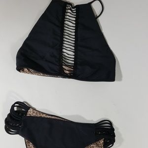 Acacia Swimwear / Reversible